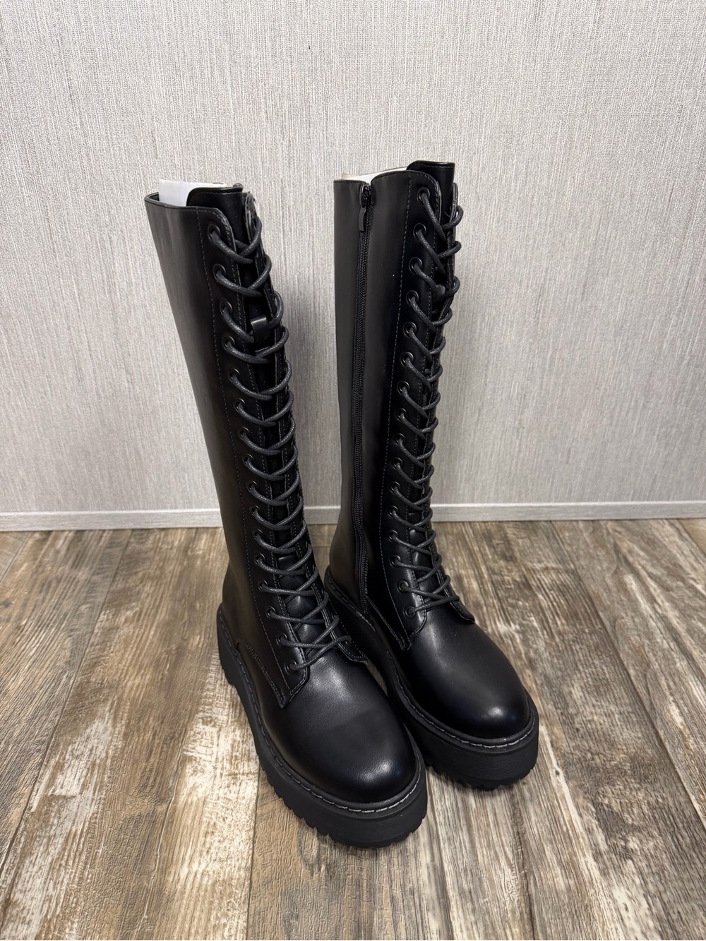 Steve Madden Black Lace-Up Knee-High Platform Boots Size 36=US 5.5-6 - Picture 7 of 16